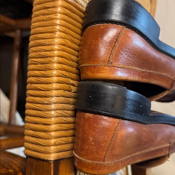 G H Bass & Co Weejun Tan Leather Women’s Loafers - Picture 10 of 10